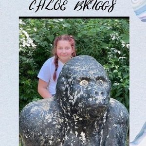 Meet your Posher, Chloe